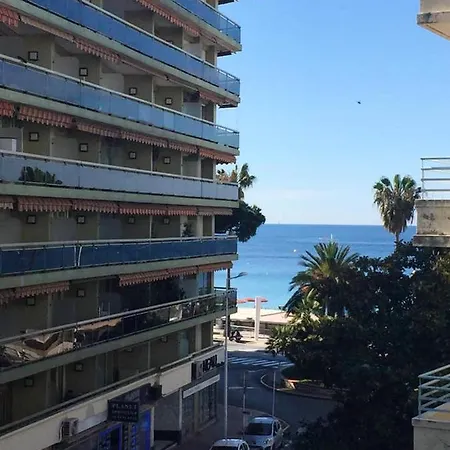Studio Avec Vue Sur La Mer Et Terrasse Amenagee A Les Pins Appartement *